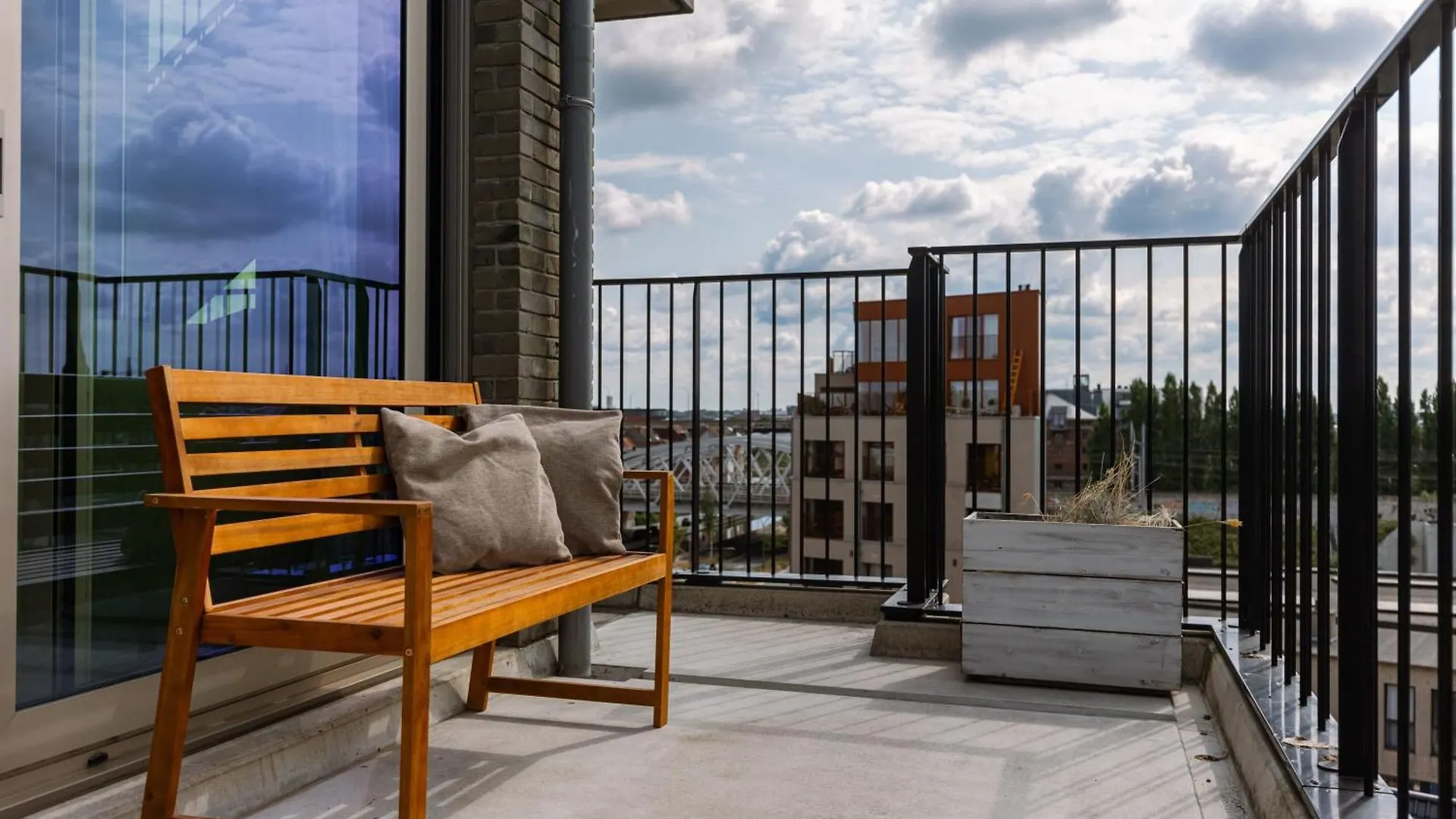 Huswell - Modern Apartment In A Central Location In Антверпен 0*,  Бельгия