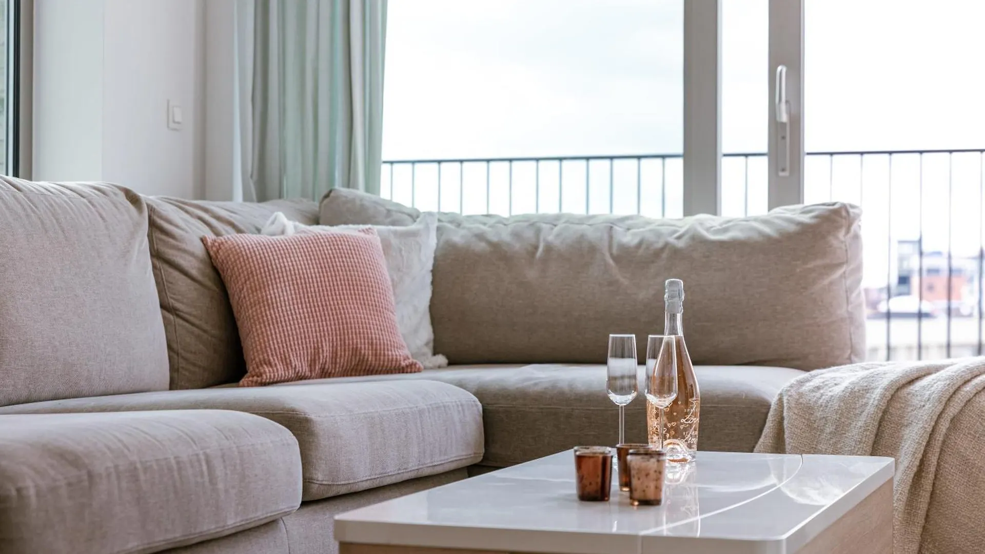 Huswell - Modern Apartment In A Central Location In アントウェルペン